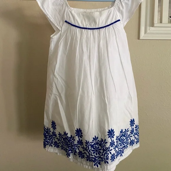 Girls Dress - Picture 2 of 8